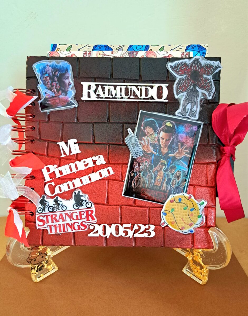 Libro de firmas "Stranger Things"