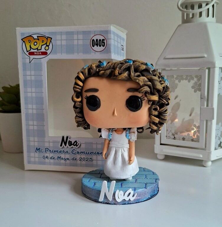 Funkos niña de Comunión