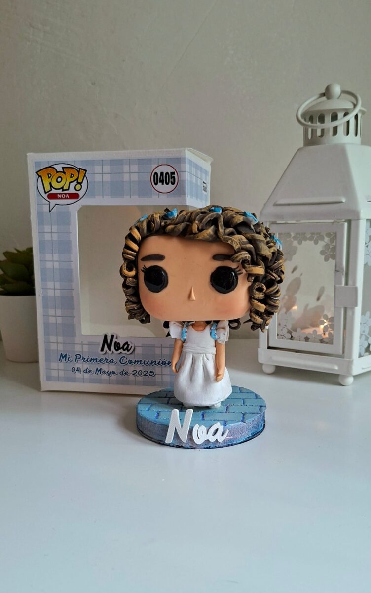 Funkos niña de Comunión
